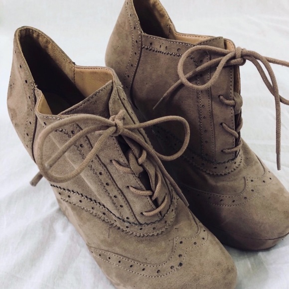 Forever 21 Shoes - Forever 21 Brown Lace Up Wedge Platform Booties 10